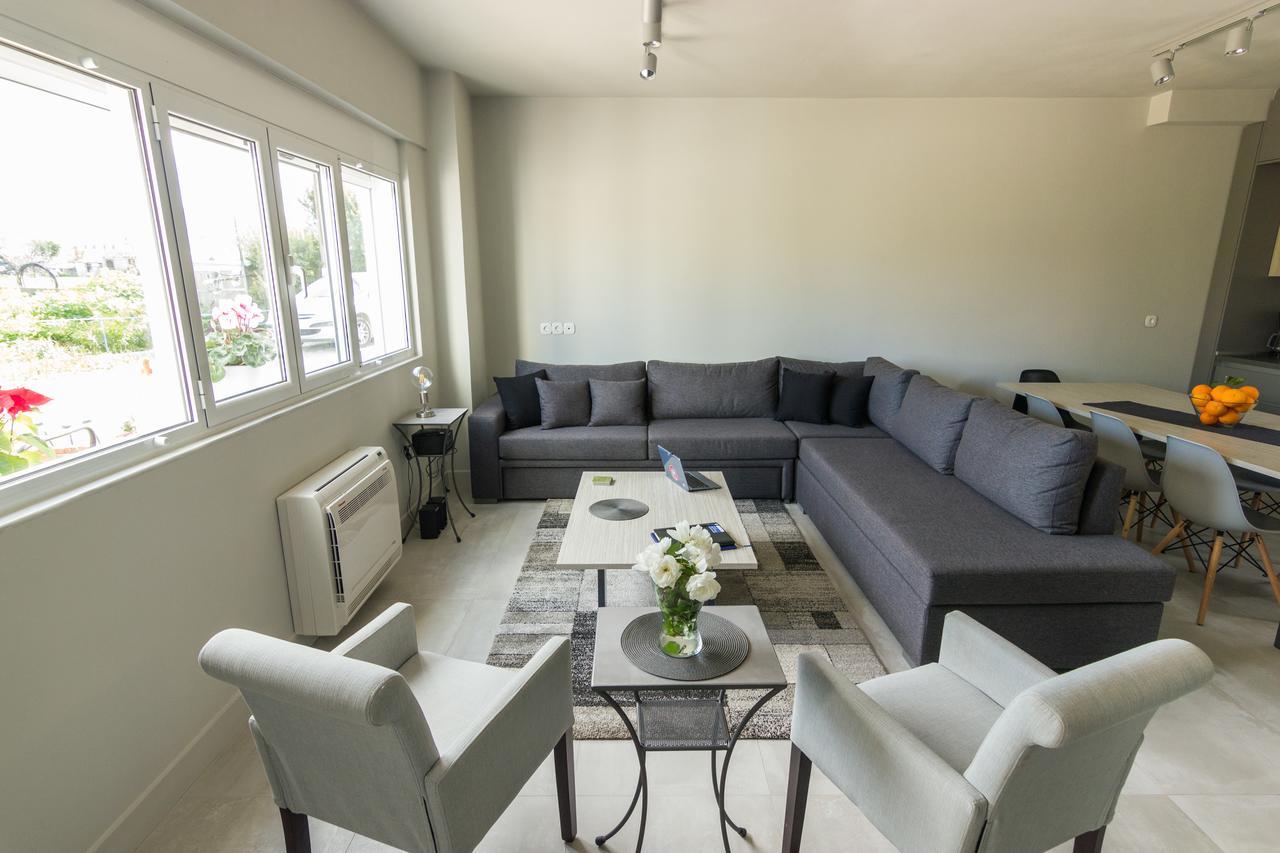 Amera - Troumpas Family Apartments เลโอนีดีออน ภายนอก รูปภาพ