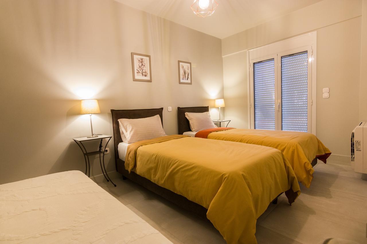 Amera - Troumpas Family Apartments เลโอนีดีออน ภายนอก รูปภาพ